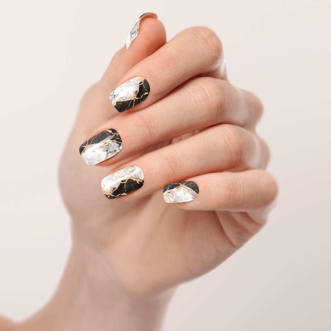 UV Gel: Refined Marble